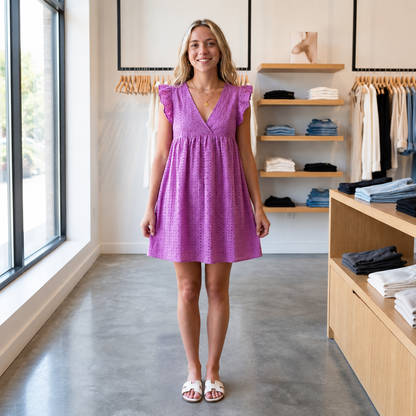 Vestido con bolsillos y shorts integrados