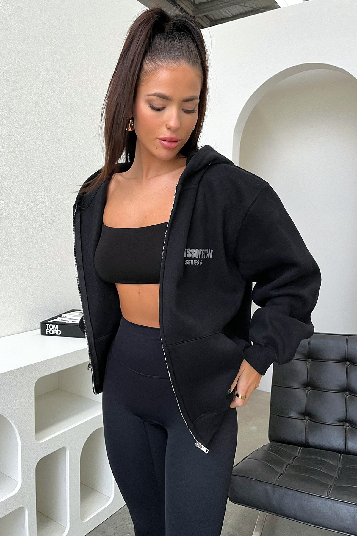 Serie 6 Sudadera con capucha y cremallera - Negro
